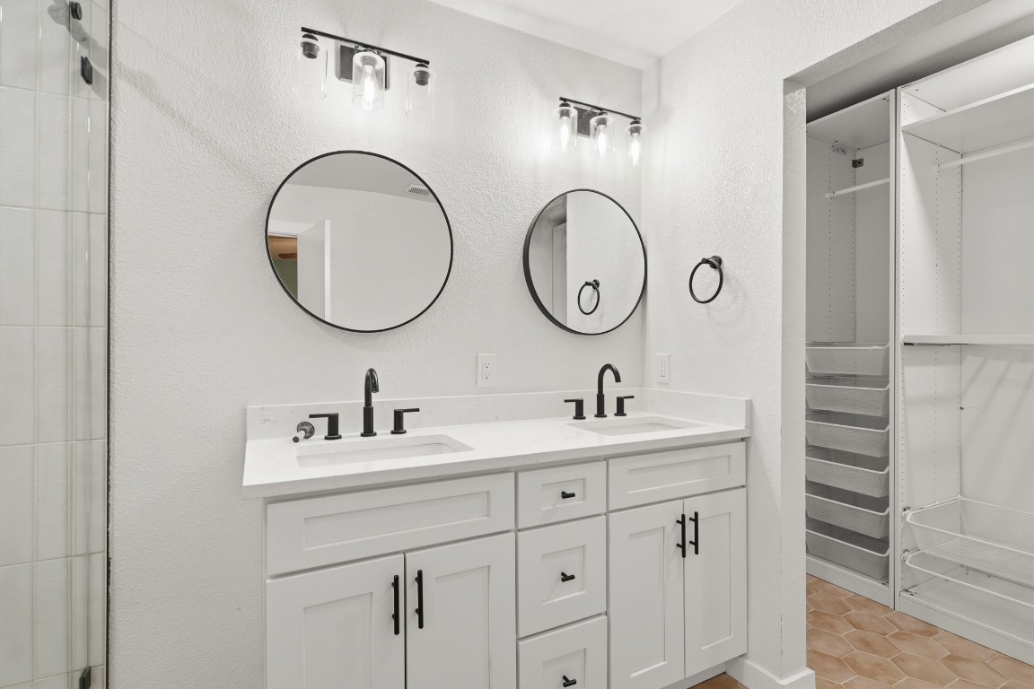 125 Blue Ridge Trail Elgin, TX 78621 - Photo 20 of 27 Closet with organizing shelving