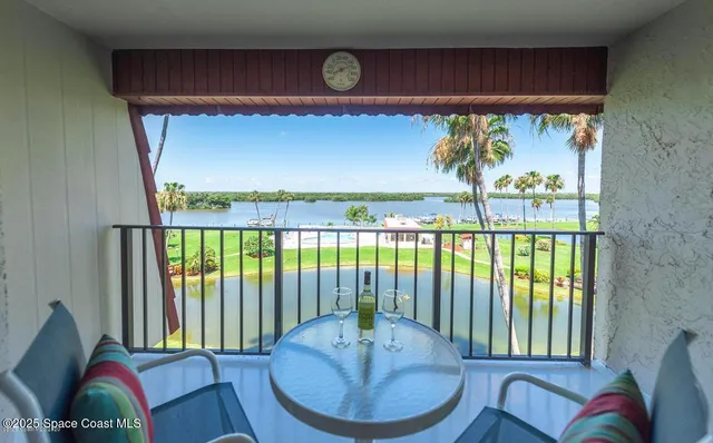 $2,500 | 760 South Brevard Avenue, Unit 416, Cocoa Beach, FL 32931