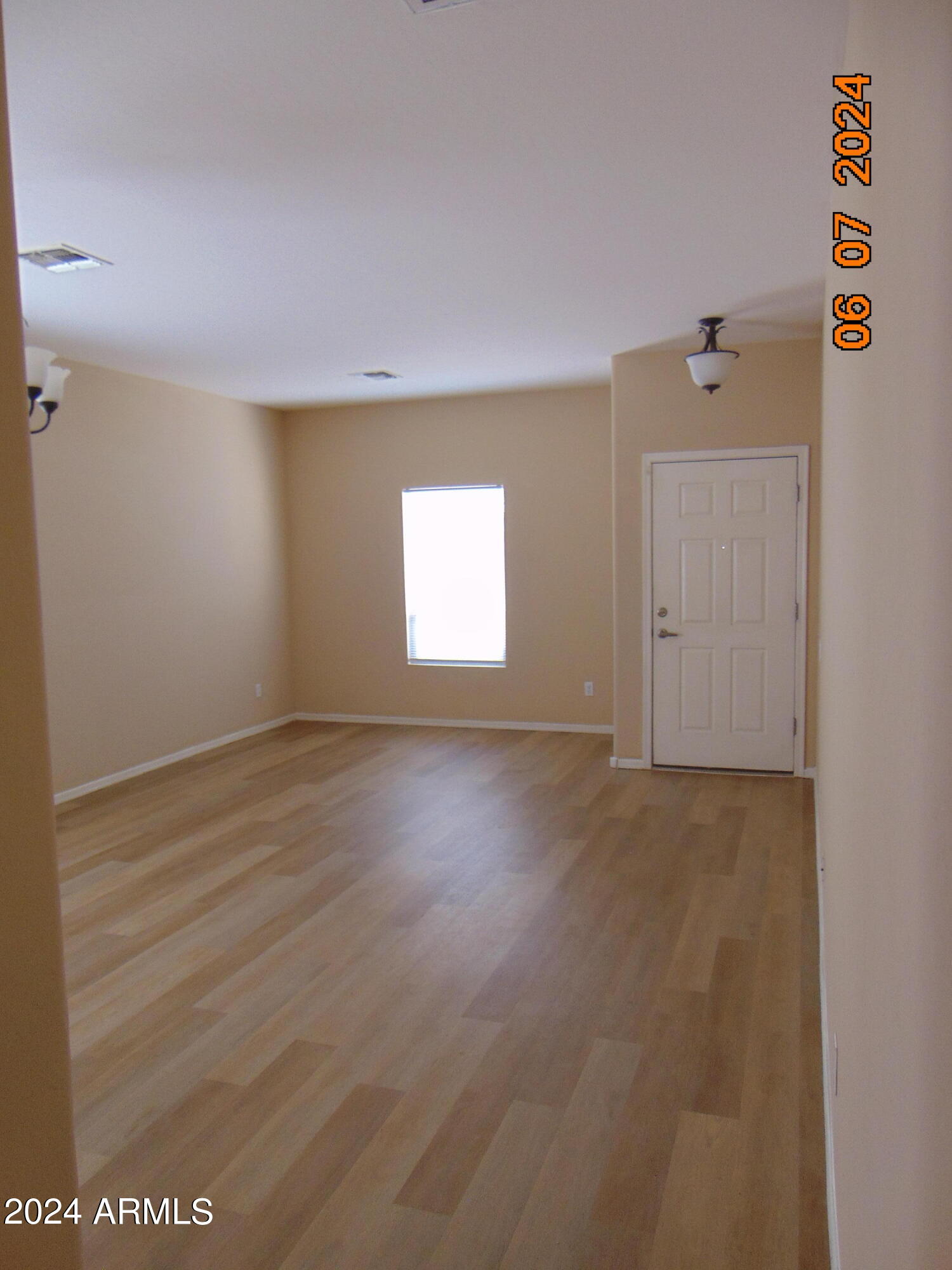 17262 West Rimrock Street Surprise, AZ 85388 - Photo 9 of 33 living room