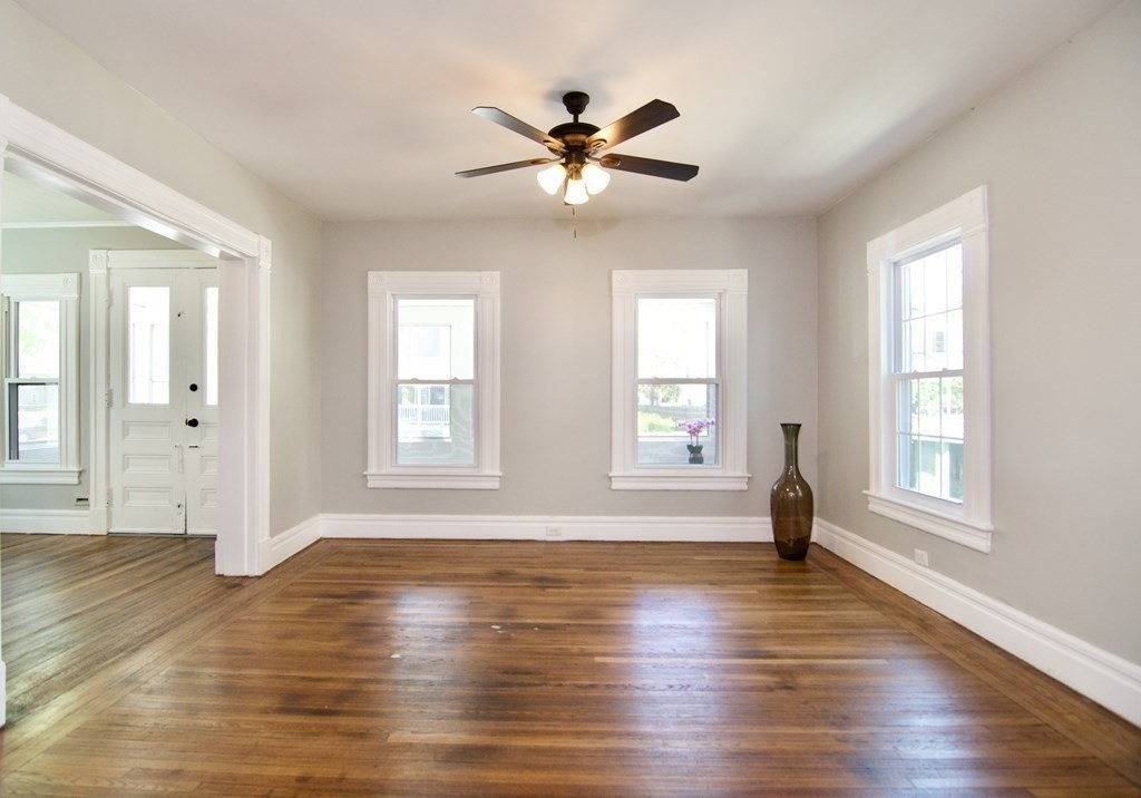 39 Lafayette Street Springfield, MA 01109 - Photo 13 of 42 Gallery Image 13