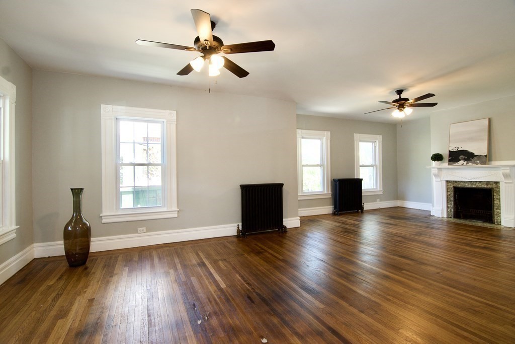 39 Lafayette Street Springfield, MA 01109 - Photo 14 of 42 Gallery Image 14