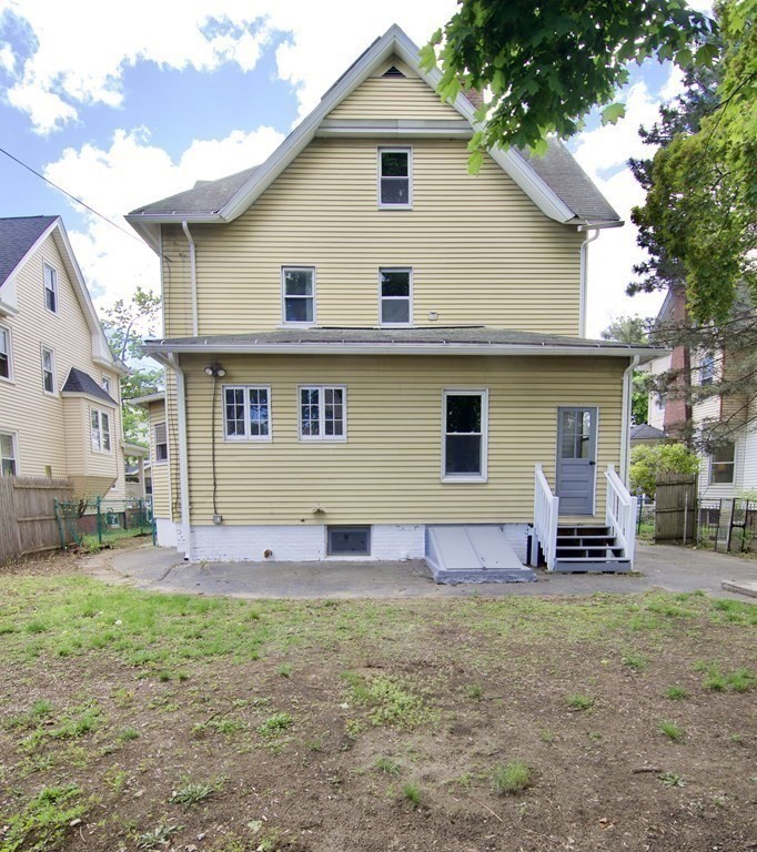 39 Lafayette Street Springfield, MA 01109 - Photo 42 of 42 Gallery Image 42
