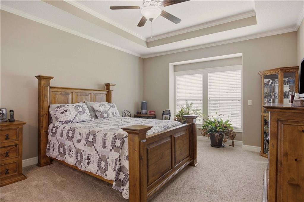 311 Crestview Court Raymore, MO 64083 - Photo 16 of 31