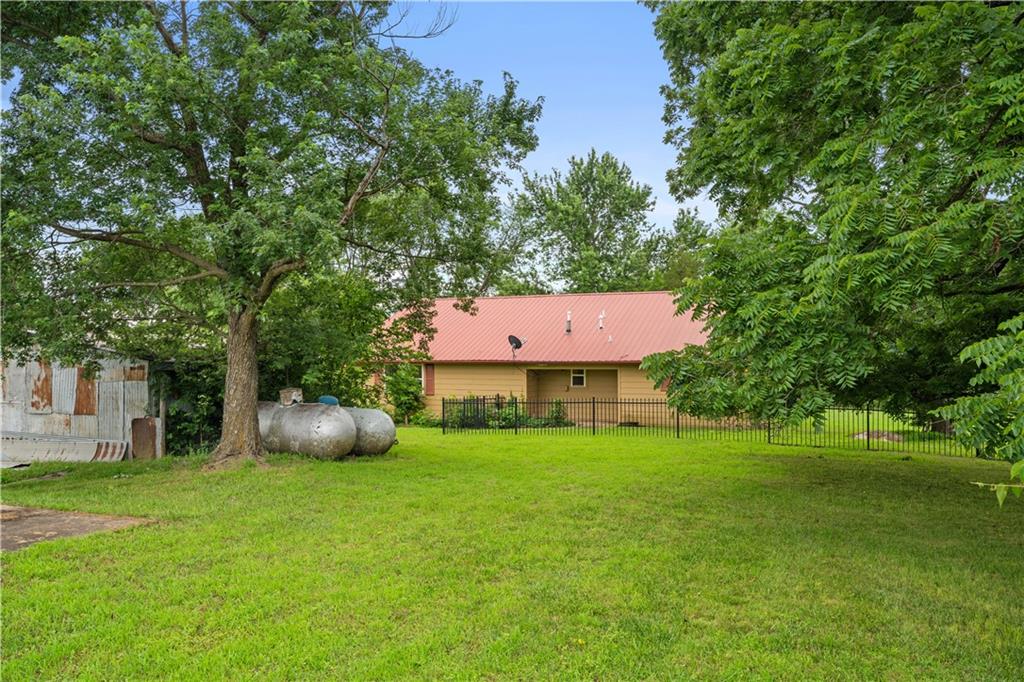 6237 Ew 3 Road Wann, OK 74083 - Photo 58 of 73