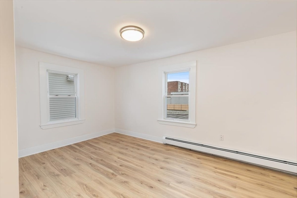 18 Rantoul Street Beverly, MA 01915 - Photo 12 of 29 Gallery Image 12