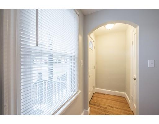 23 Grandview Street Springfield, MA 01118 - Photo 19 of 32