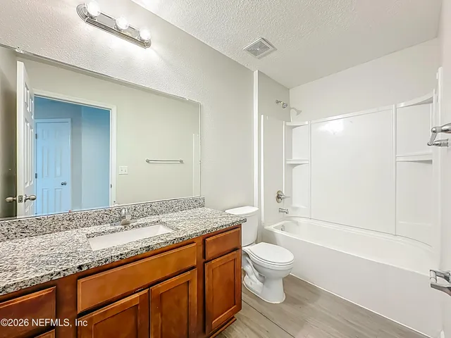 $270,900 | 9487 Thorn Glen Road, Jacksonville, FL 32208