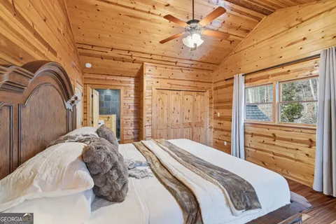 $999,500 | 101 Falling Rock Road, Blue Ridge, GA 30513