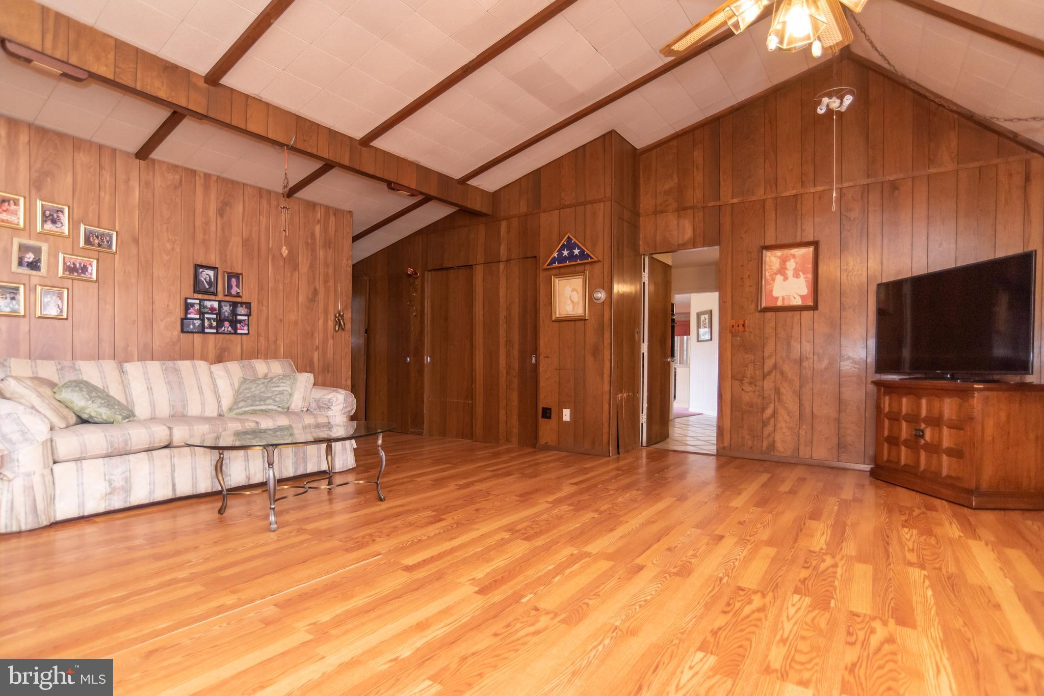 67 Hollow Road Levittown, PA 19056 - Photo 14 of 37 Gallery Image 14