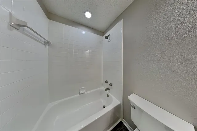 $2,575 | 2702 Yellowstone Park Lane, Corinth, TX 76210