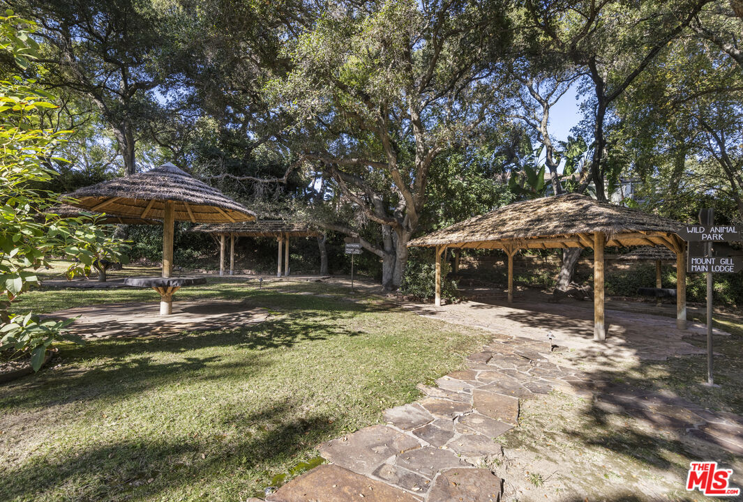 1409 El Mirador Drive Pasadena, CA 91103 - Photo 6 of 9