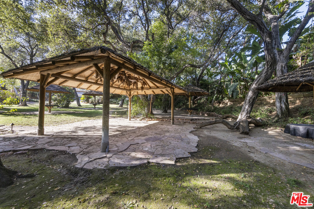 1409 El Mirador Drive Pasadena, CA 91103 - Photo 8 of 9