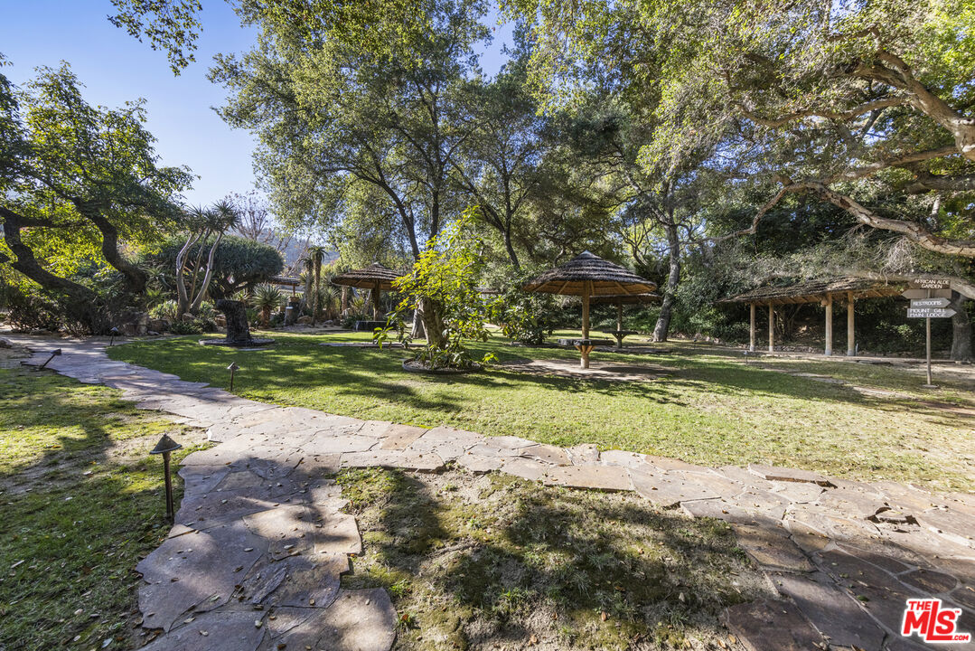 1409 El Mirador Drive Pasadena, CA 91103 - Photo 9 of 9