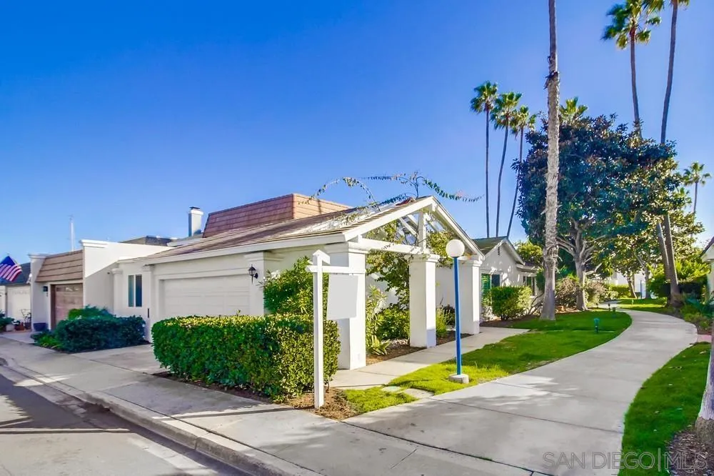 10 GingerTree Lane Coronado, CA 92118 - Photo 2 of 68