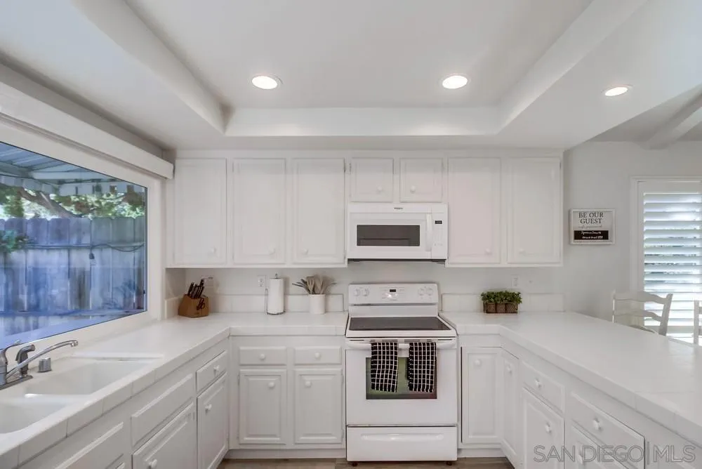 10 GingerTree Lane Coronado, CA 92118 - Photo 26 of 68