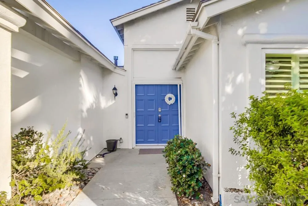 10 GingerTree Lane Coronado, CA 92118 - Photo 9 of 68