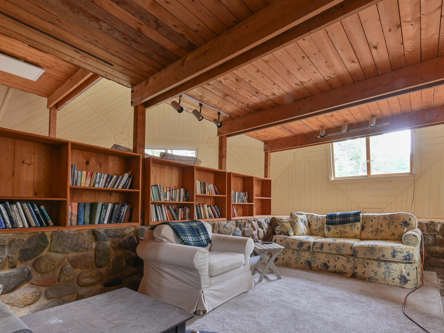 62 Parker Farm Road Mount Desert, ME 04660 - Photo 17 of 61 Living Room