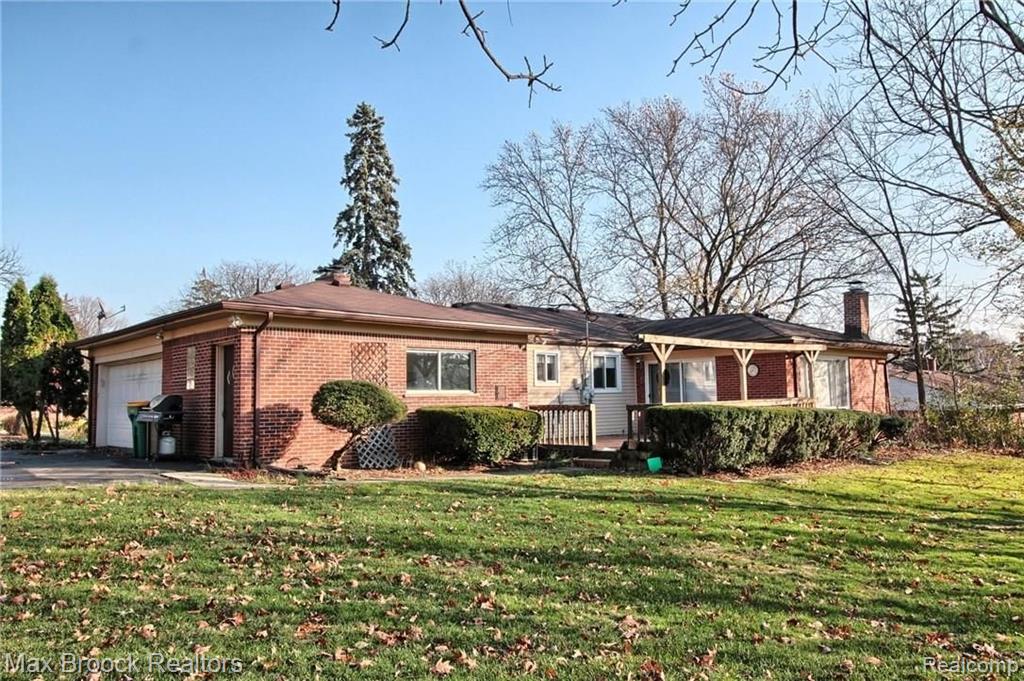 28379 New Castle Road Farmington Hills, MI 48331 - Photo 23 of 24