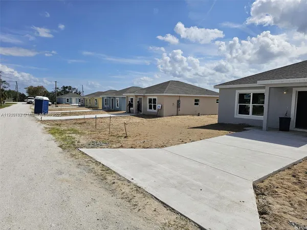 $1,490 | 1209 Ramona Avenue, Sebring, FL 33870
