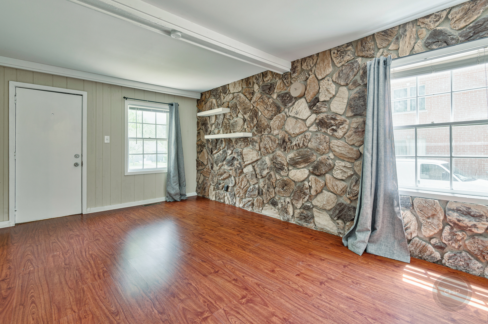 6010 Belmont Road Downers Grove, IL 60516 - Photo 2 of 24