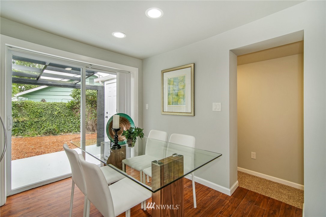 3715 Northeast 7th Street Renton, WA 98056 - Photo 6 of 15