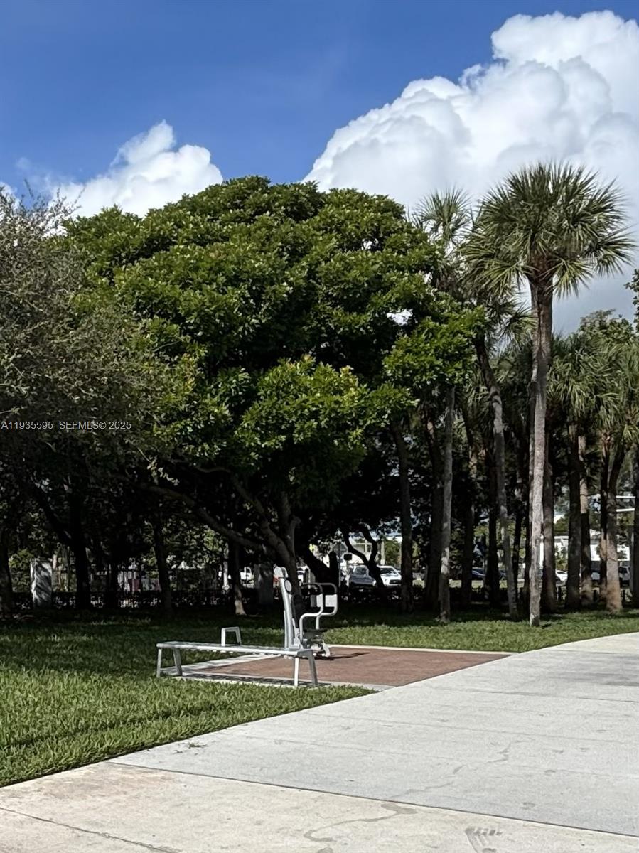 8425 Harding Avenue, Unit 5 Miami Beach, FL 33141 - Photo 16 of 16