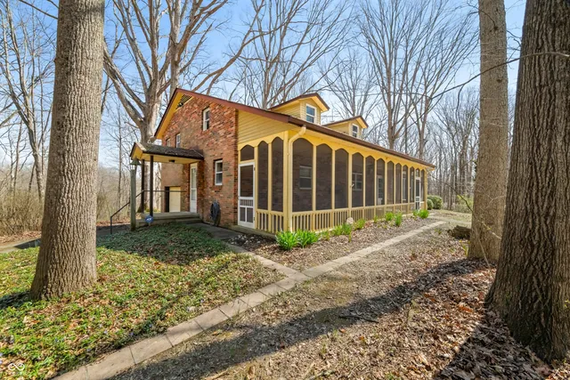 $1,140,000 | 1828 West 750th Street South, Trafalgar, IN 46181