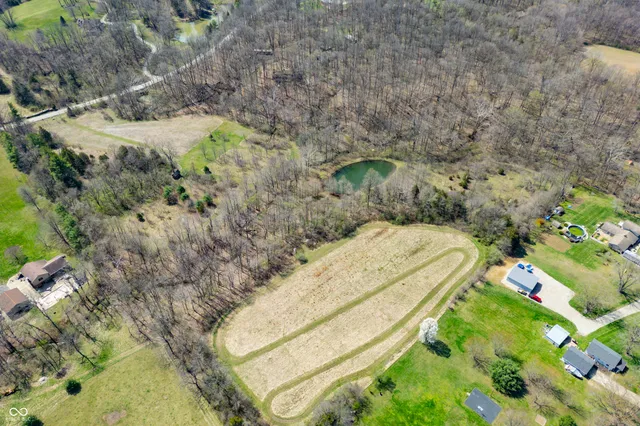 $1,140,000 | 1828 West 750th Street South, Trafalgar, IN 46181