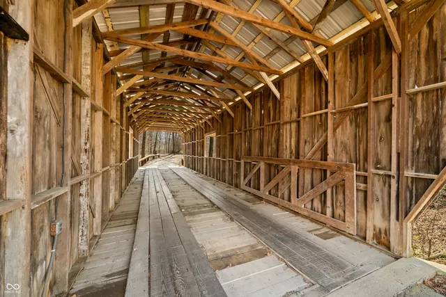 $1,140,000 | 1828 West 750th Street South, Trafalgar, IN 46181