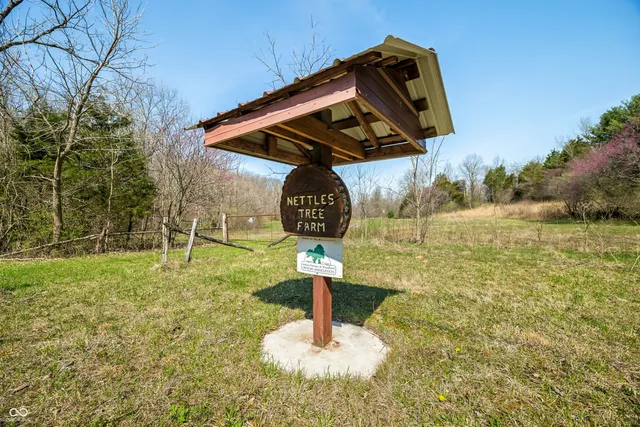 $1,140,000 | 1828 West 750th Street South, Trafalgar, IN 46181