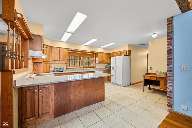 $1,140,000 | 1828 West 750th Street South, Trafalgar, IN 46181