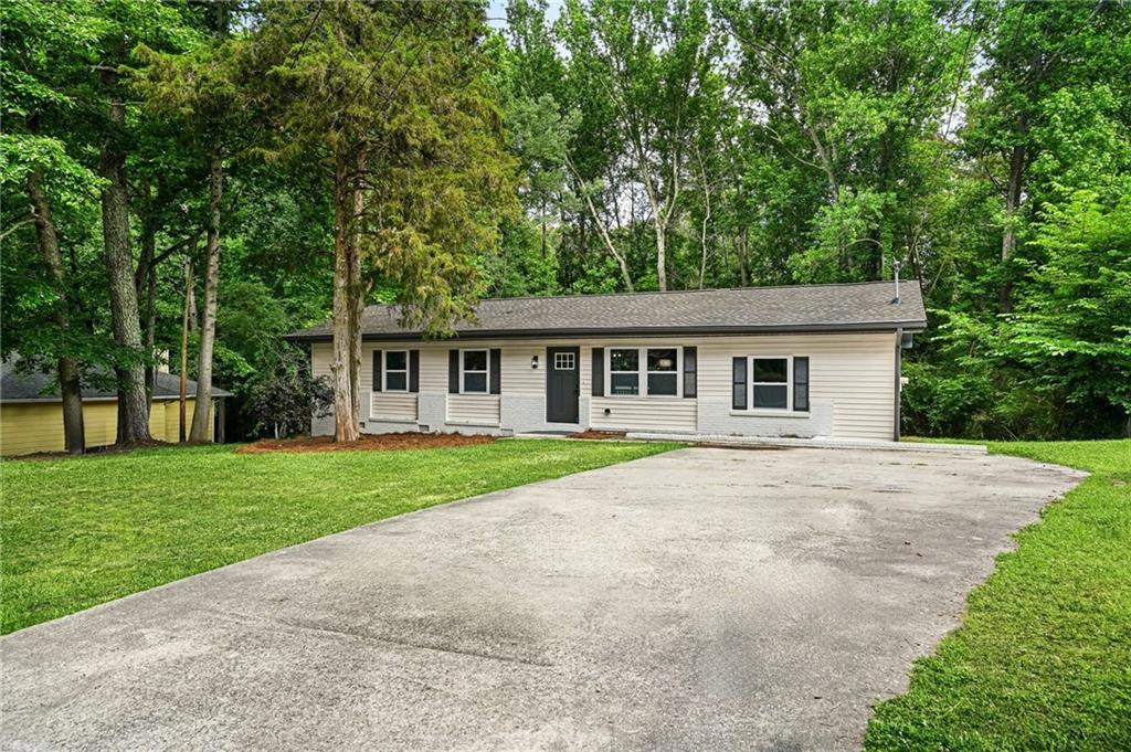 676 Hog Liver Road Carrollton, GA 30117 - Photo 2 of 39