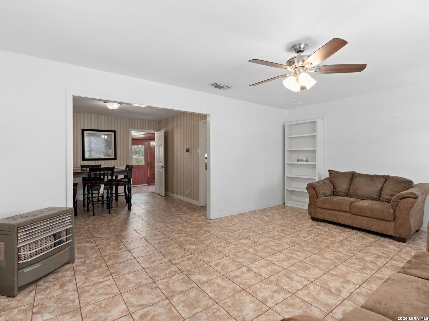 14923 Adams Street Lytle, TX 78052 - Photo 5 of 26