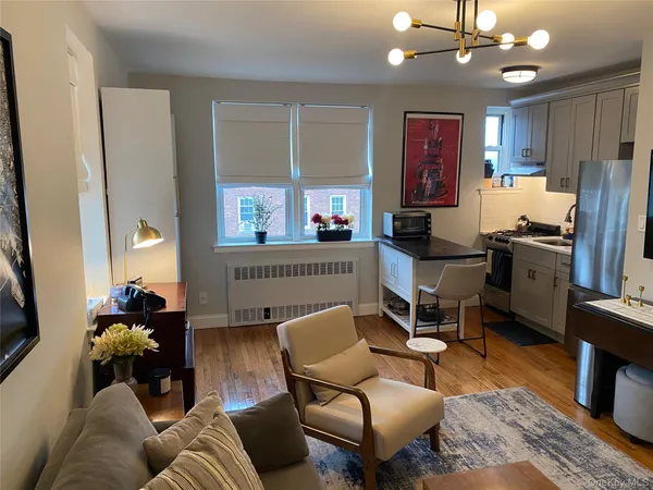 $184,000 | 22 Mulford Place, Unit 5C, Hempstead, NY 11550