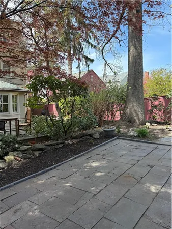 $2,500 | 2 Burrs Lane, Providence, RI 02904