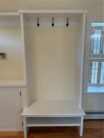 $2,500 | 2 Burrs Lane, Providence, RI 02904