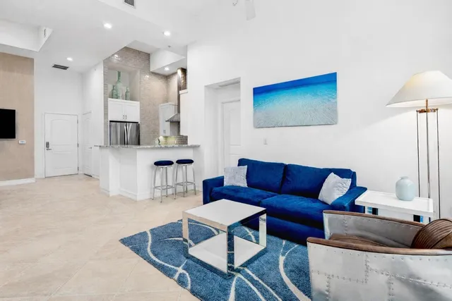 $8,500 | 701 South Olive Avenue, Unit 505, West Palm Beach, FL 33401