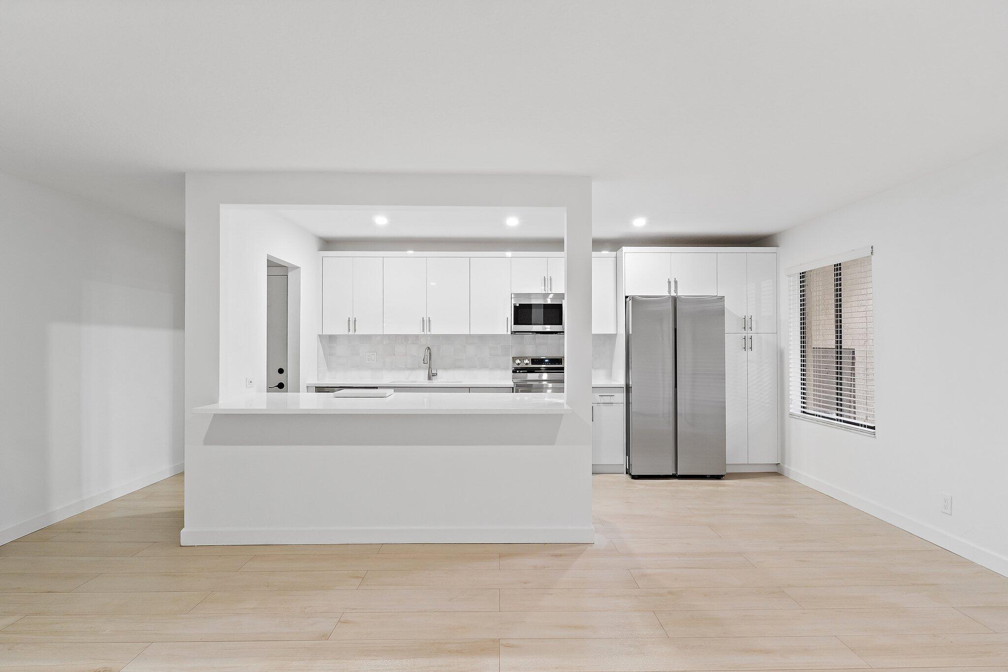 150 Pineview Road, Unit I4 Jupiter, FL 33469 - Photo 6 of 13 Kitchen