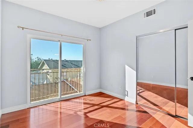 $729,000 | 6939 Greeley Street, Unit 102, Tujunga, CA 91042