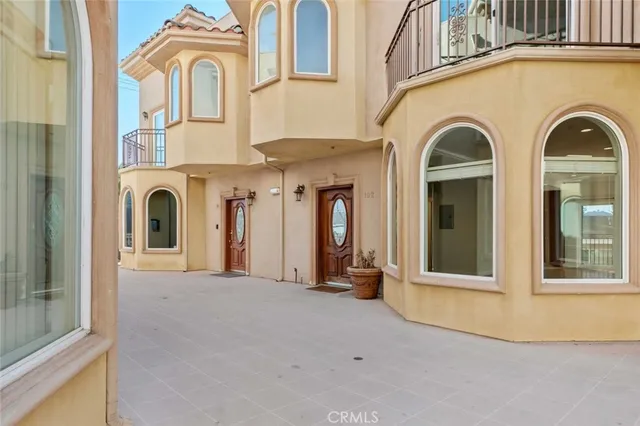 $729,000 | 6939 Greeley Street, Unit 102, Tujunga, CA 91042