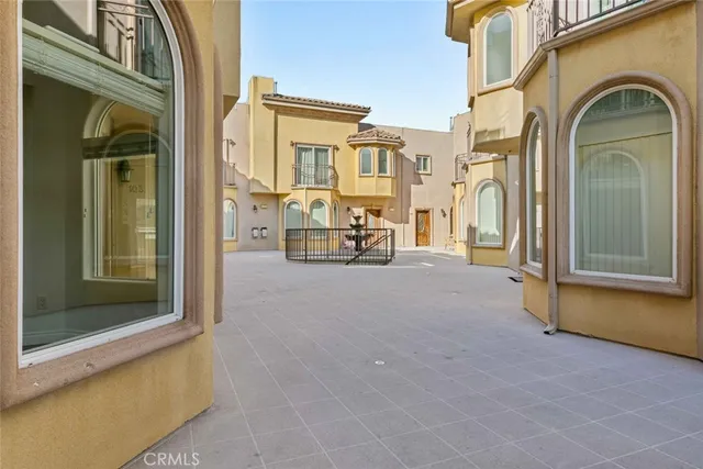 $729,000 | 6939 Greeley Street, Unit 102, Tujunga, CA 91042