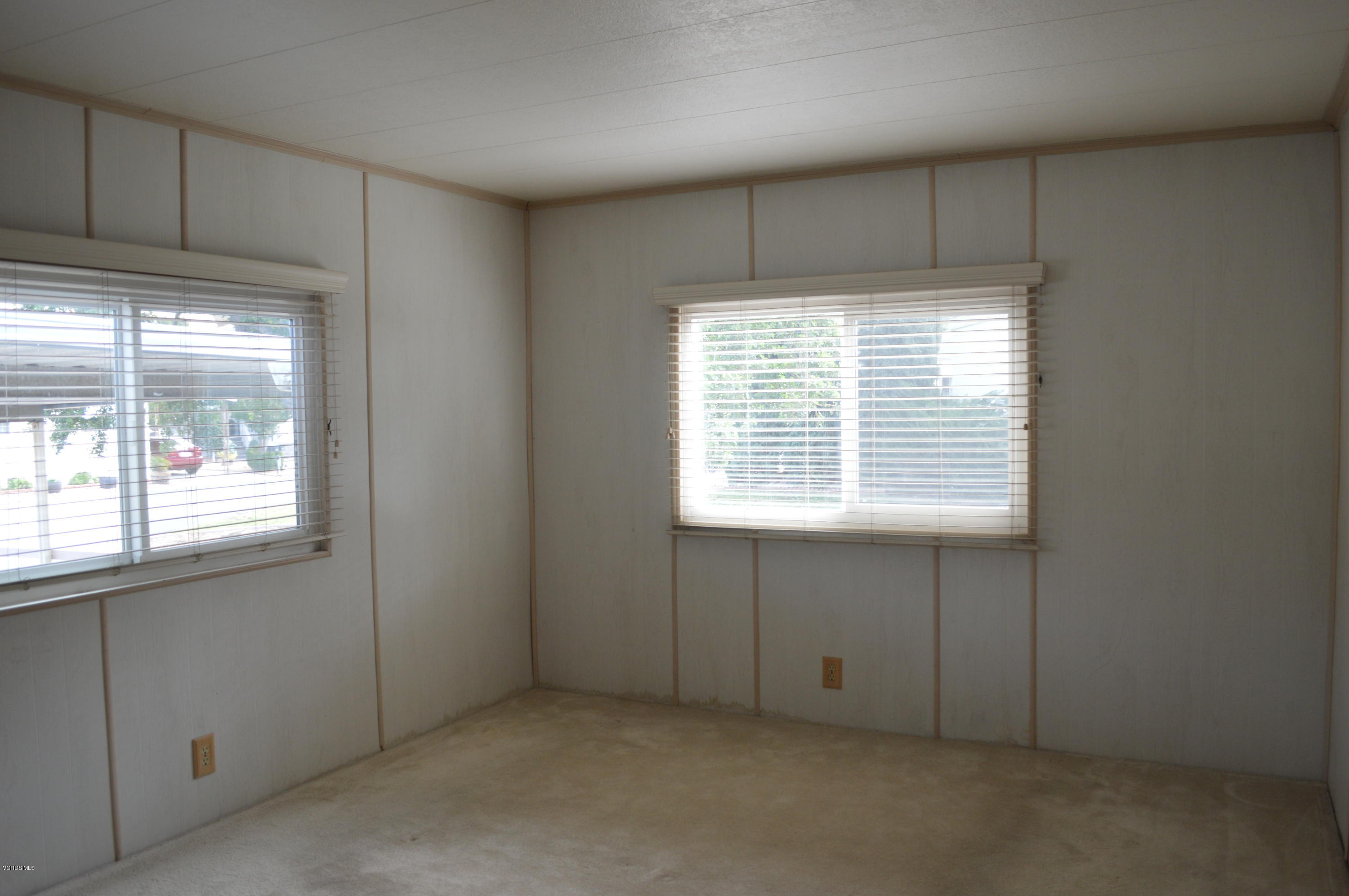6480 Katherine Road, Unit 51 Simi Valley, CA 93063 - Photo 15 of 36 DSC_0201