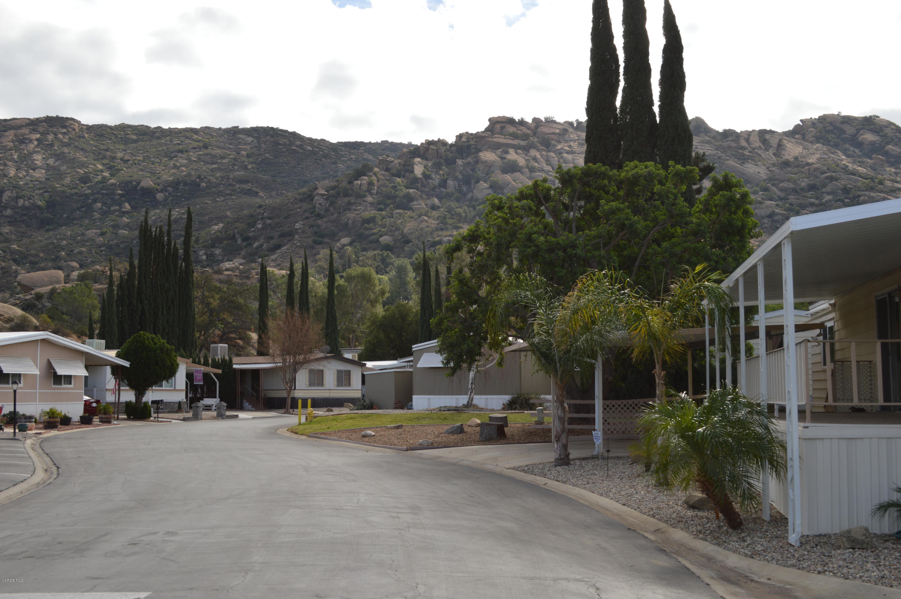 6480 Katherine Road, Unit 51 Simi Valley, CA 93063 - Photo 3 of 36 DSC_0211