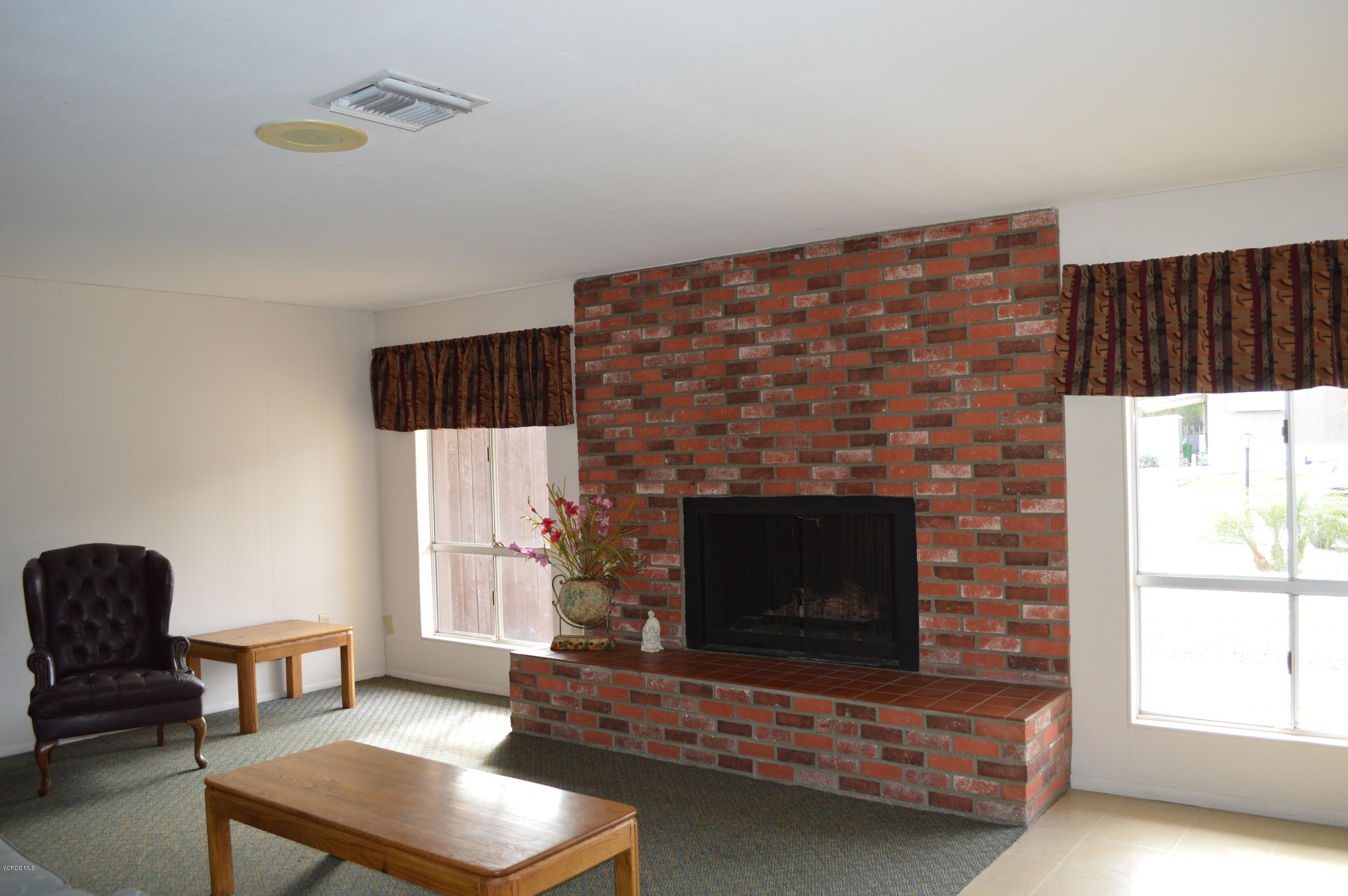 6480 Katherine Road, Unit 51 Simi Valley, CA 93063 - Photo 29 of 36 DSC_0215
