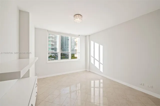 $3,100 | 888 Brickell Key Drive, Unit 601, Miami, FL 33131