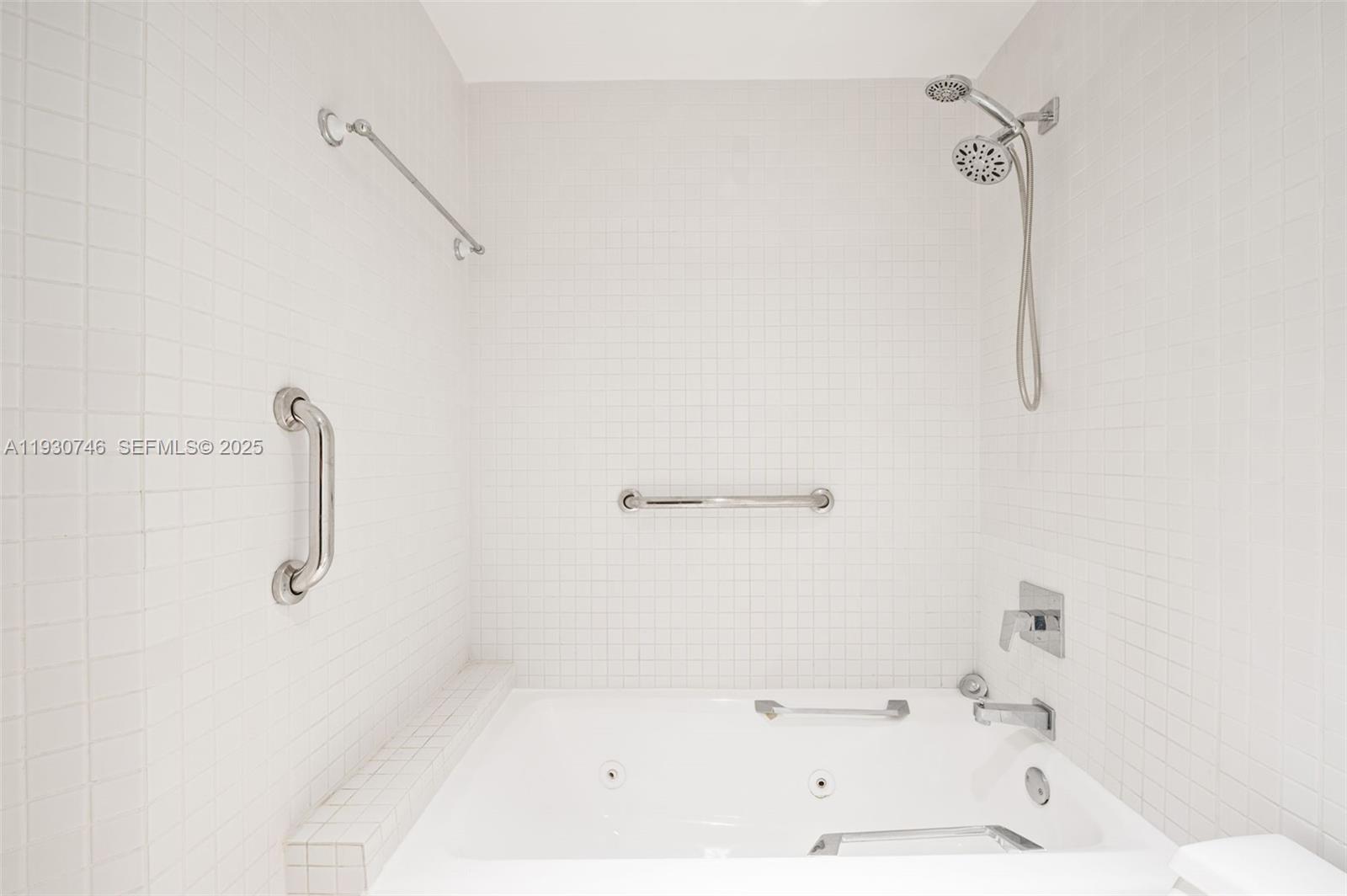 888 Brickell Key Drive, Unit 601 Miami, FL 33131 - Photo 16 of 42