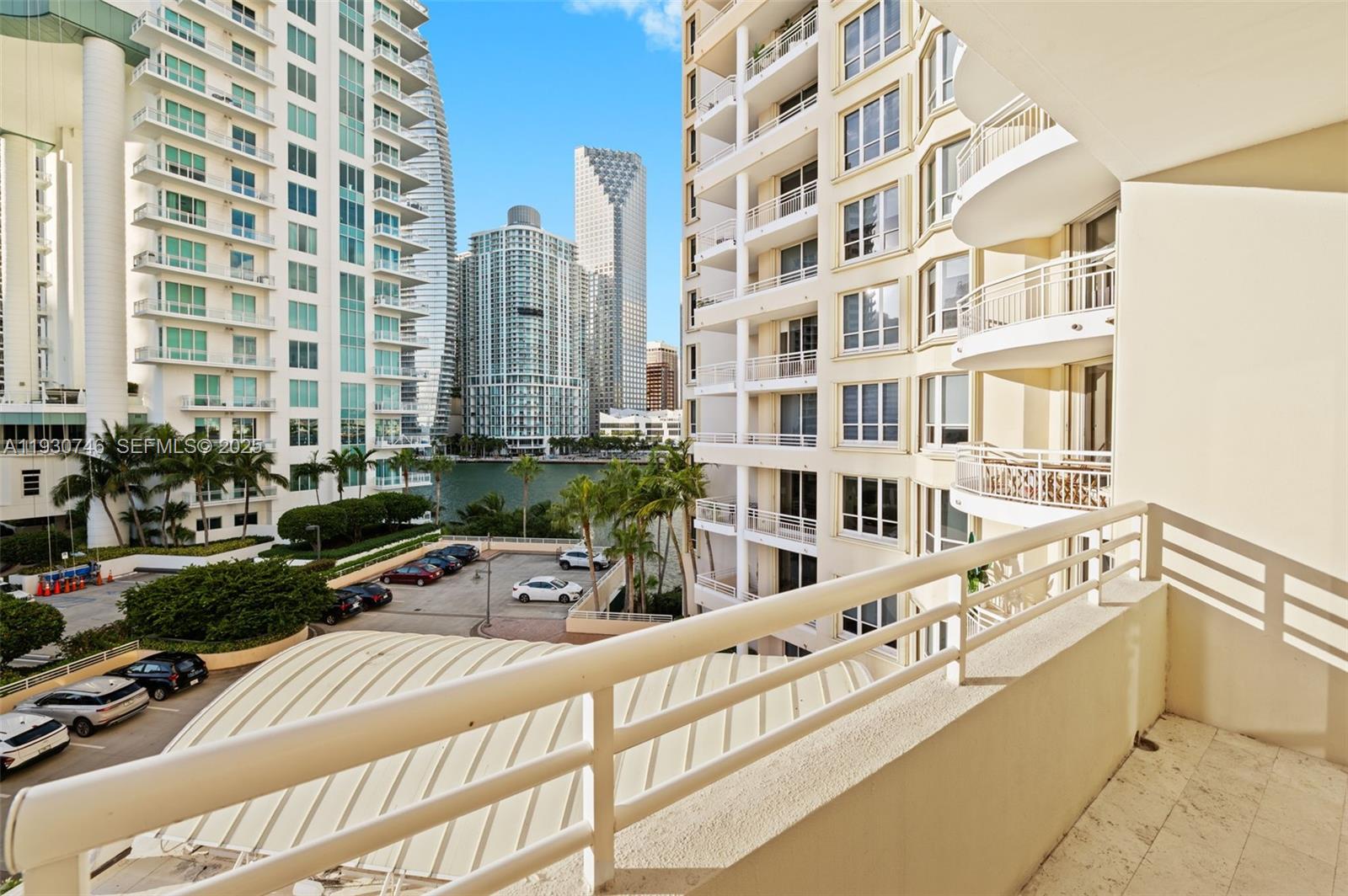 888 Brickell Key Drive, Unit 601 Miami, FL 33131 - Photo 23 of 42