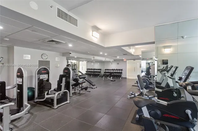 $3,100 | 888 Brickell Key Drive, Unit 601, Miami, FL 33131