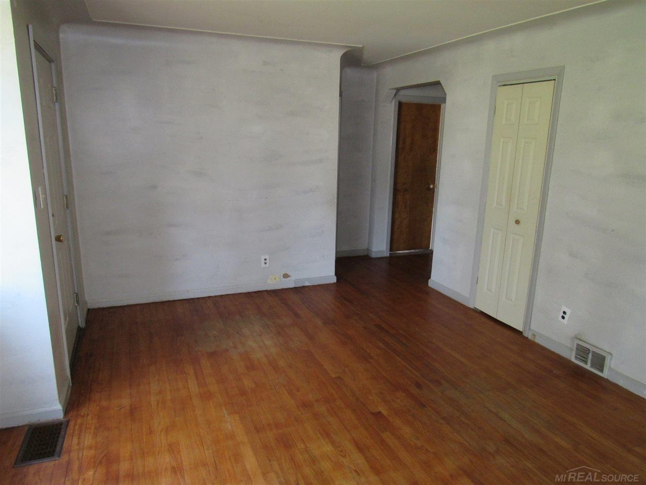 2827 Weaverton Rochester Hills, MI 48307 - Photo 22 of 36