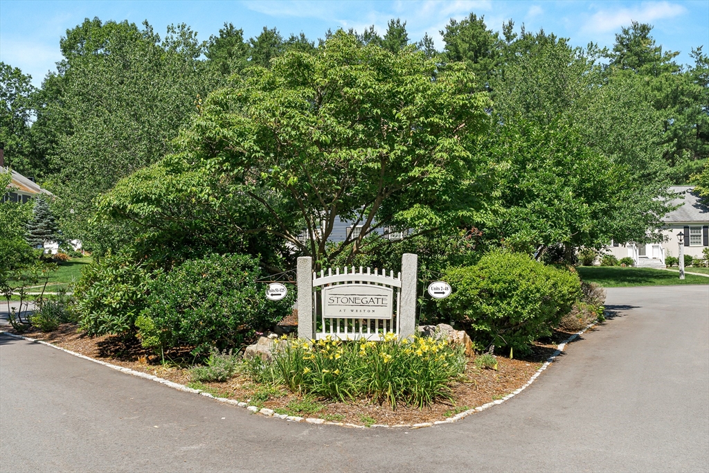 88 Jericho Road, Unit 88 Weston, MA 02493 - Photo 17 of 18